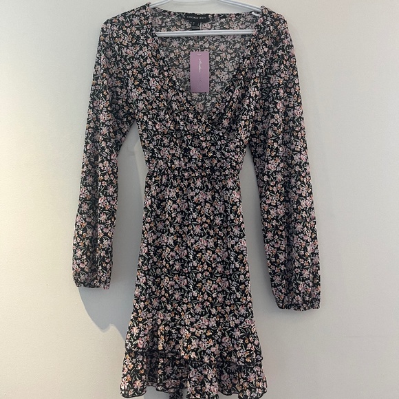 Streetwear Society Dress - Picture 1 of 2